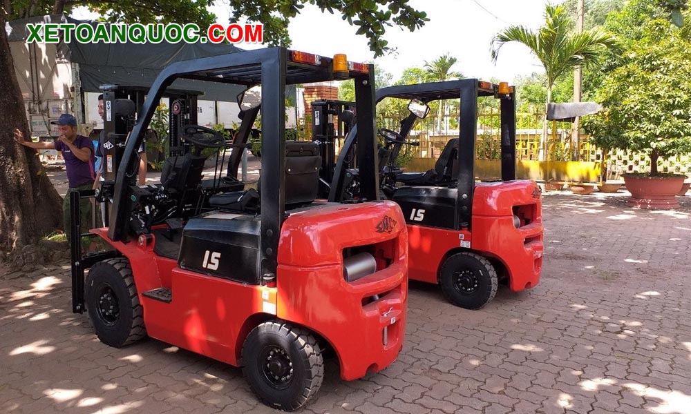 Xe nâng dầu 1.5 tấn Hangcha có nhiều ứng dụng
