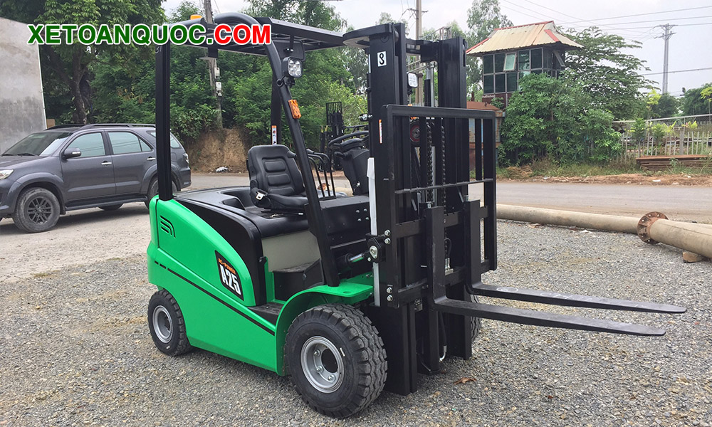 Xe nâng điện 2.5 tấn Hangcha