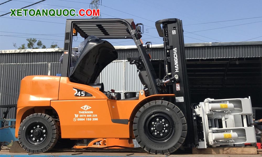 Xe nâng dầu 4.5 tấn Hangcha được bảo hành dài hạn