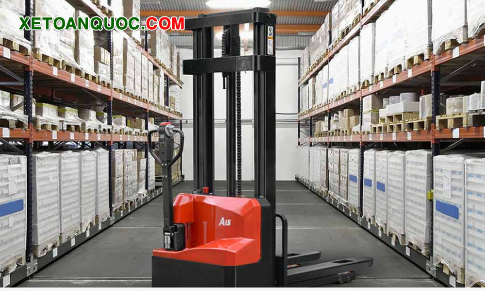 Xe nâng tay điện cao 1.5 tấn dùng ắc quy axit - chì