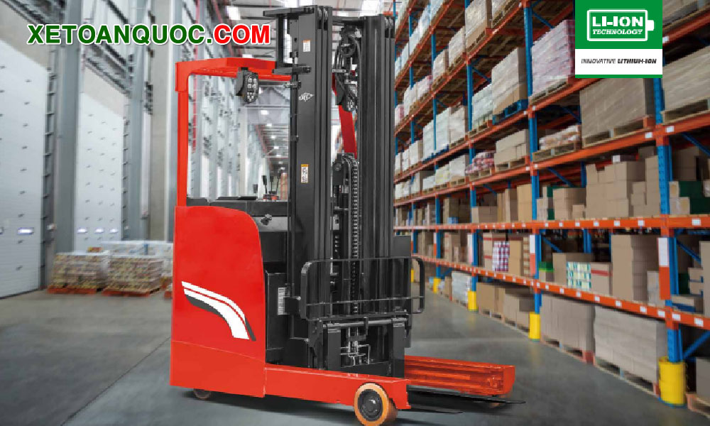 Xe nâng reach truck 1.5 tấn pin axit 