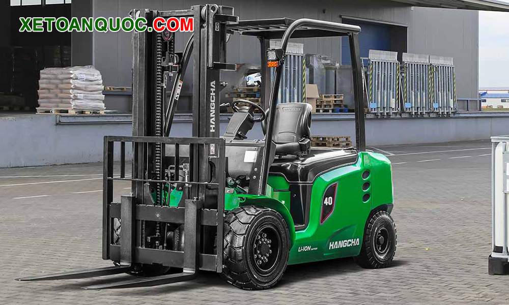 Xe nâng điện 4 tấn