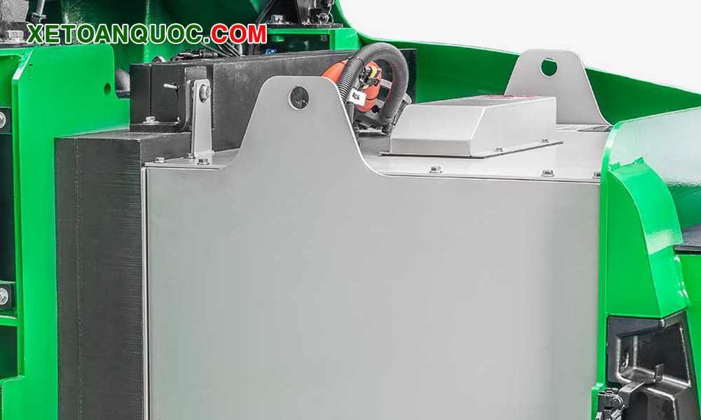 Pin được đặt ở đáy khung xe