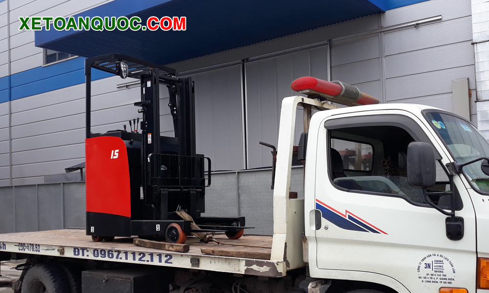 Xe Toàn Quốc phân phối xe nâng reach truck chính hãng