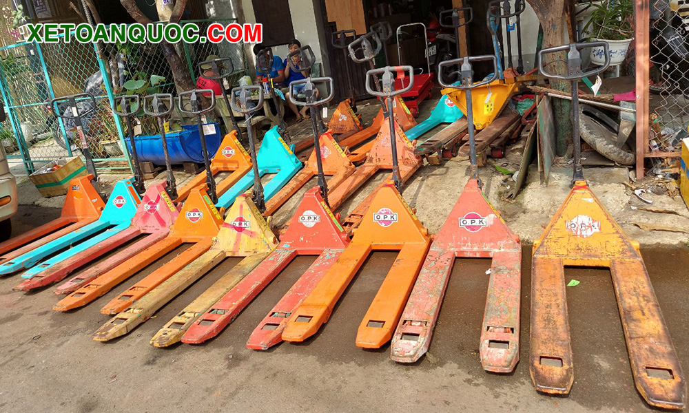 Chọn địa chỉ bán xe nâng tay cũ uy tín