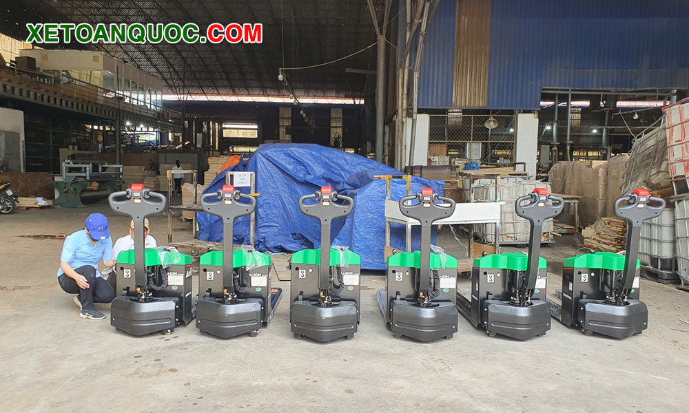 Xe nâng tay thấp Hangcha